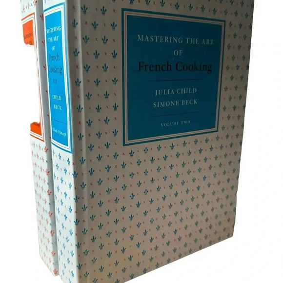 Mastering the Art of French Cooking Volume 1 & 2 box set Julia Child - Picture 11 of 12